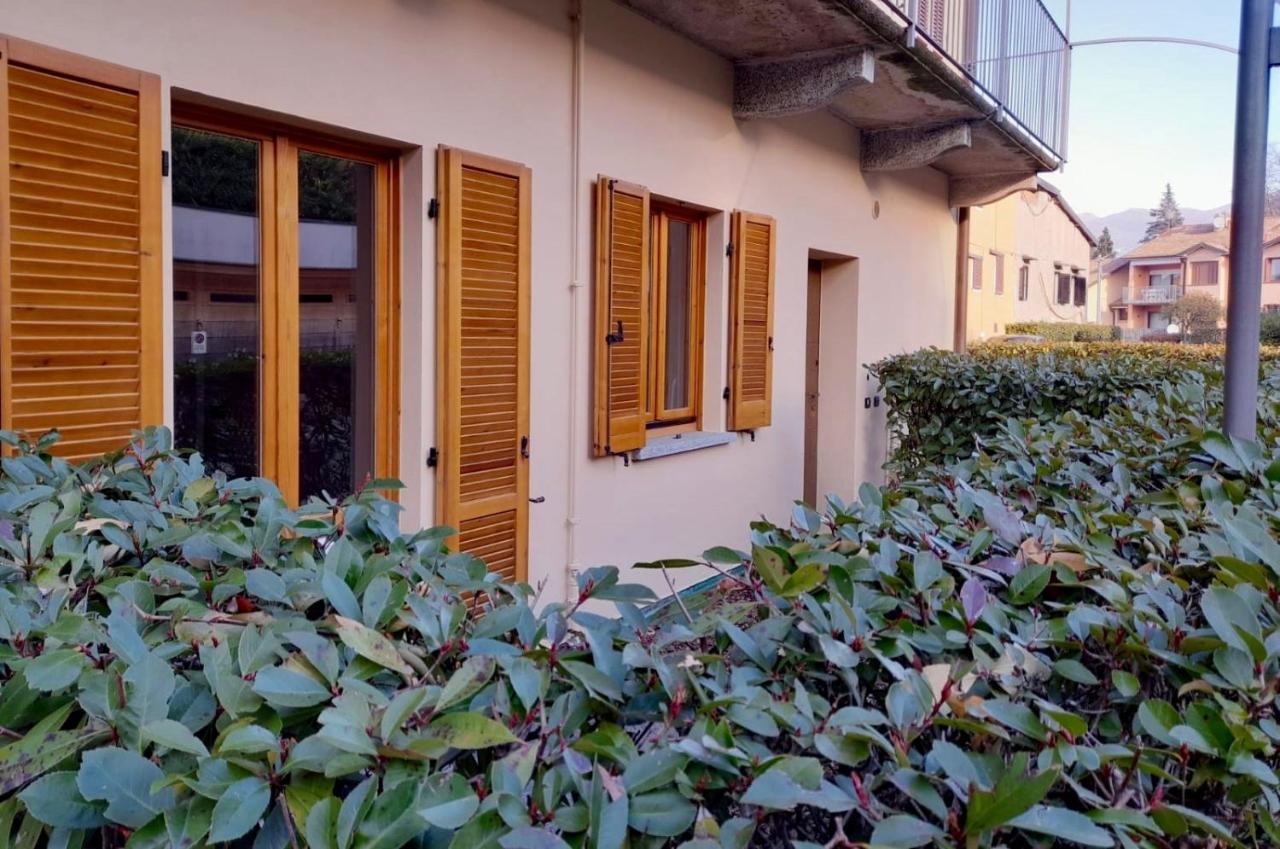 Marco Apartment - Holiday Apartment Luino Exterior foto